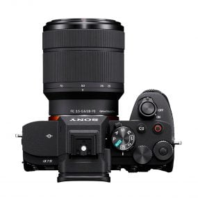 Sony A7 IV + 28-70mm f/3.5 – 5.6 OSS + Ilmainen muistikortti Järjestelmäkamerat 2