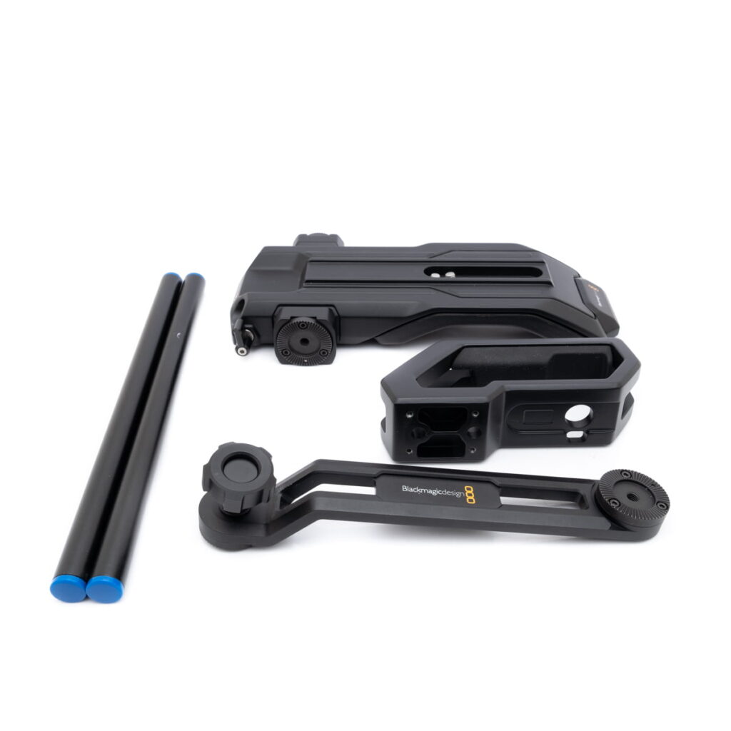 blackmagic_viewfinder Blackmagic Ursa Mini Shoulder kit (sis.ALV24%) - Käytetty