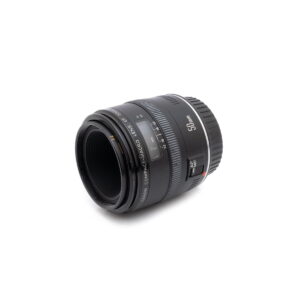 Canon EF 50mm f/2.5 Macro - Käytetty