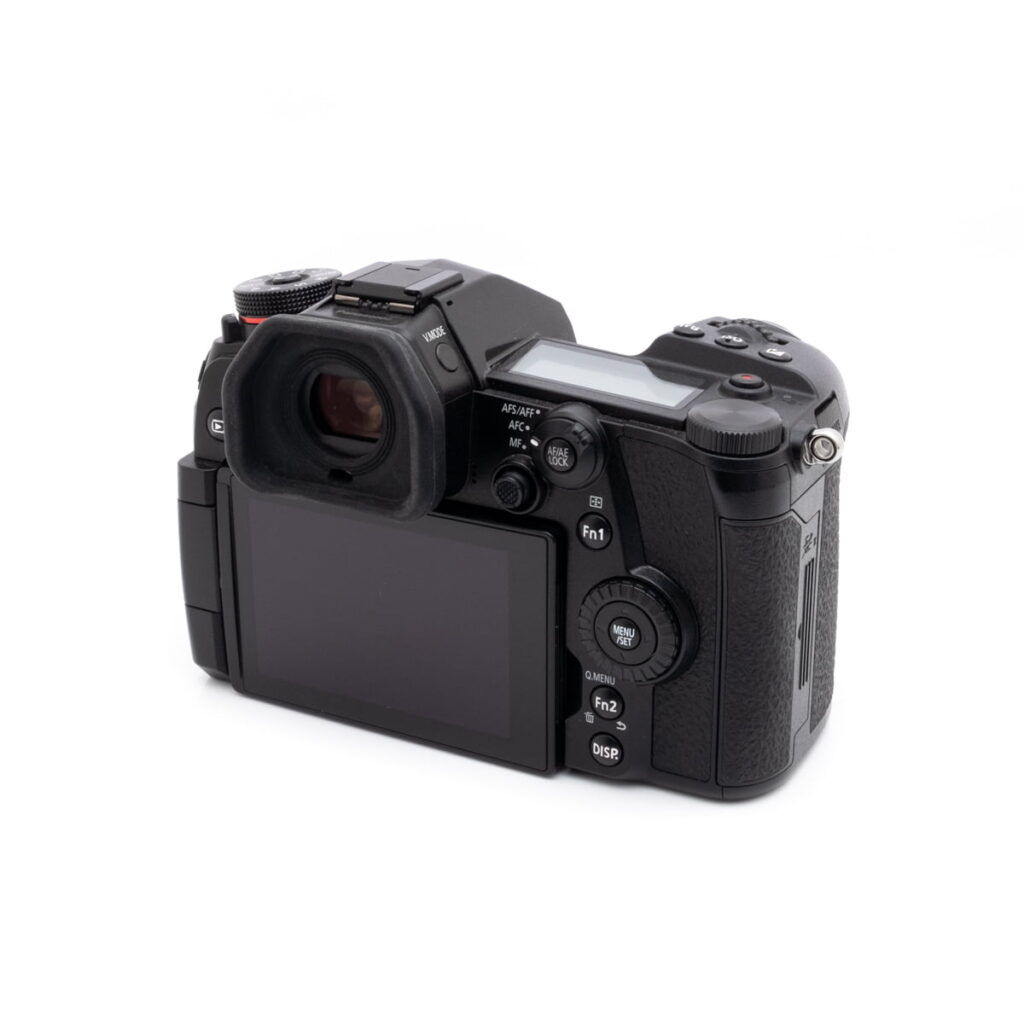 lumix_g9-2 Panasonic Lumix G9 (SC 1700, takuu 12kk, Kunto K5) - Käytetty