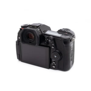 lumix_g9-2 Panasonic Lumix G9 (SC 1700, takuu 12kk, Kunto K5) - Käytetty