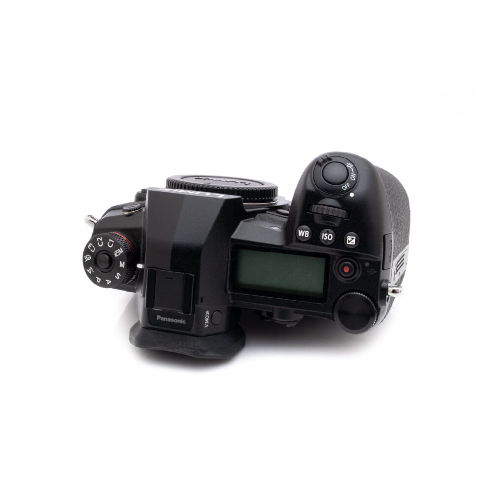 lumix_g9-3 Panasonic Lumix G9 (SC 1700, takuu 12kk, Kunto K5) - Käytetty