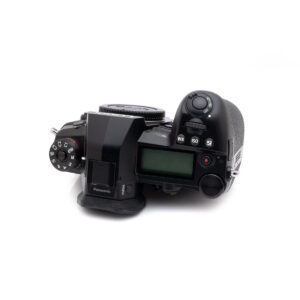 lumix_g9-3 Panasonic Lumix G9 (SC 1700, takuu 12kk, Kunto K5) - Käytetty