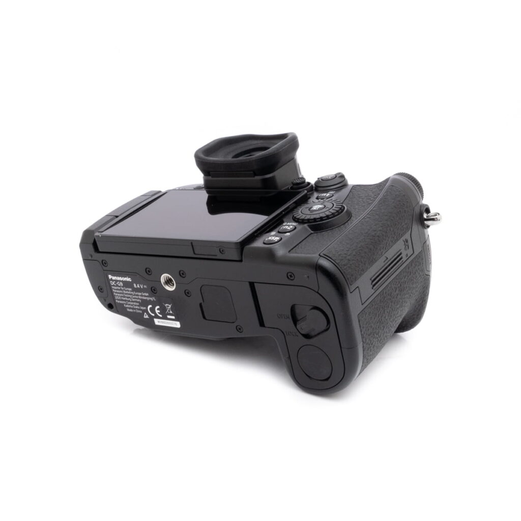 lumix_g9-4 Panasonic Lumix G9 (SC 1700, takuu 12kk, Kunto K5) - Käytetty