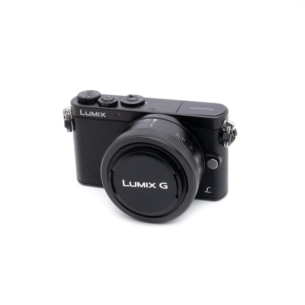 lumix_gm1 Panasonic DMC-GM1 (+ 12-32mm) - Käytetty