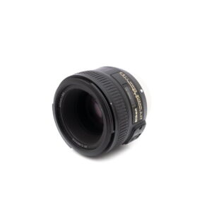 nikon_50-2 Nikon AF-S Nikkor 50mm f/1.8 G - Käytetty