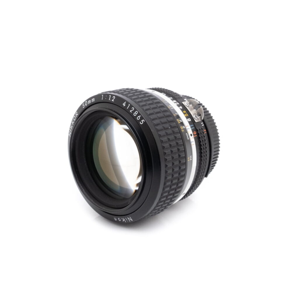nikon_50-2 Nikon 50mm f/1.2 AI-S - Käytetty