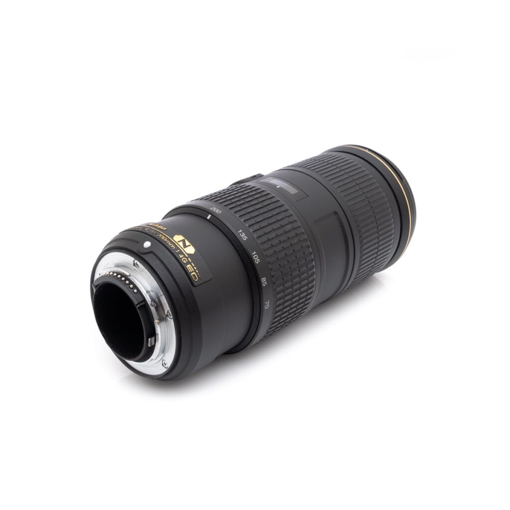 nikon_70-200-3 Nikon AF-S Nikkor 70-200mm f/4 G ED VR - Käytetty