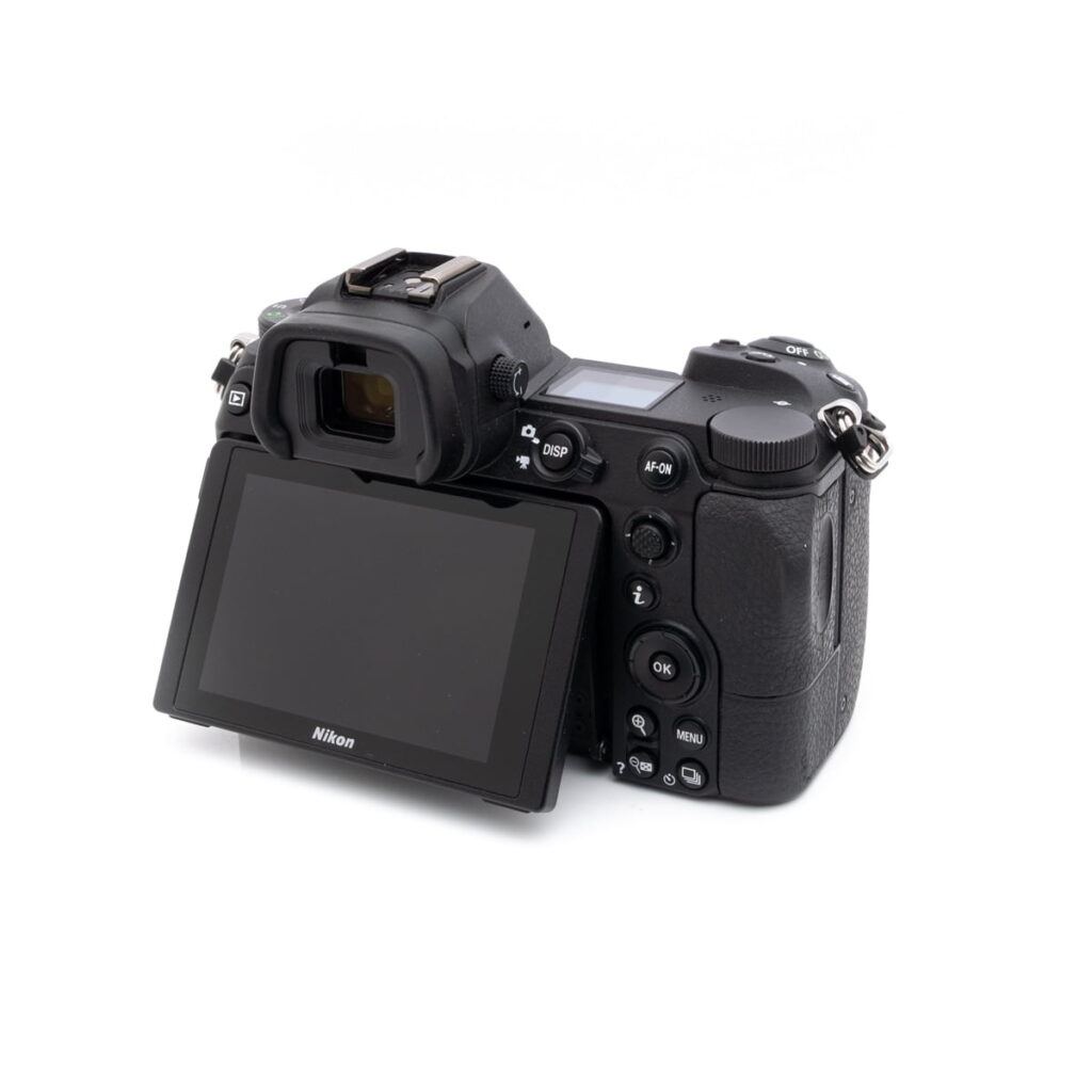 Nikon Z6 (SC 19500, Takuu 12kk) - Käytetty
