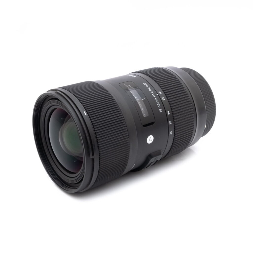 Sigma 18-35mm f/1.8 Art DC HSM Canon EF-S - Käytetty