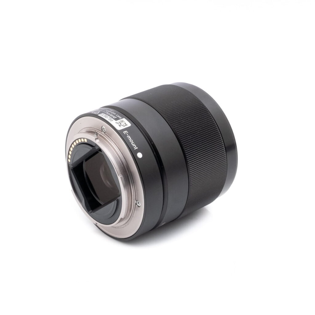 Sony FE 28mm f/2 - Käytetty