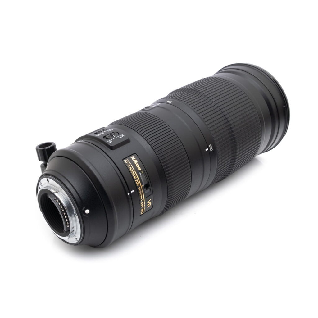 Nikon AF-S Nikkor 200-500mm f/5.6E ED VR (Kunto K4.5, takuu 6kk) - Käytetty