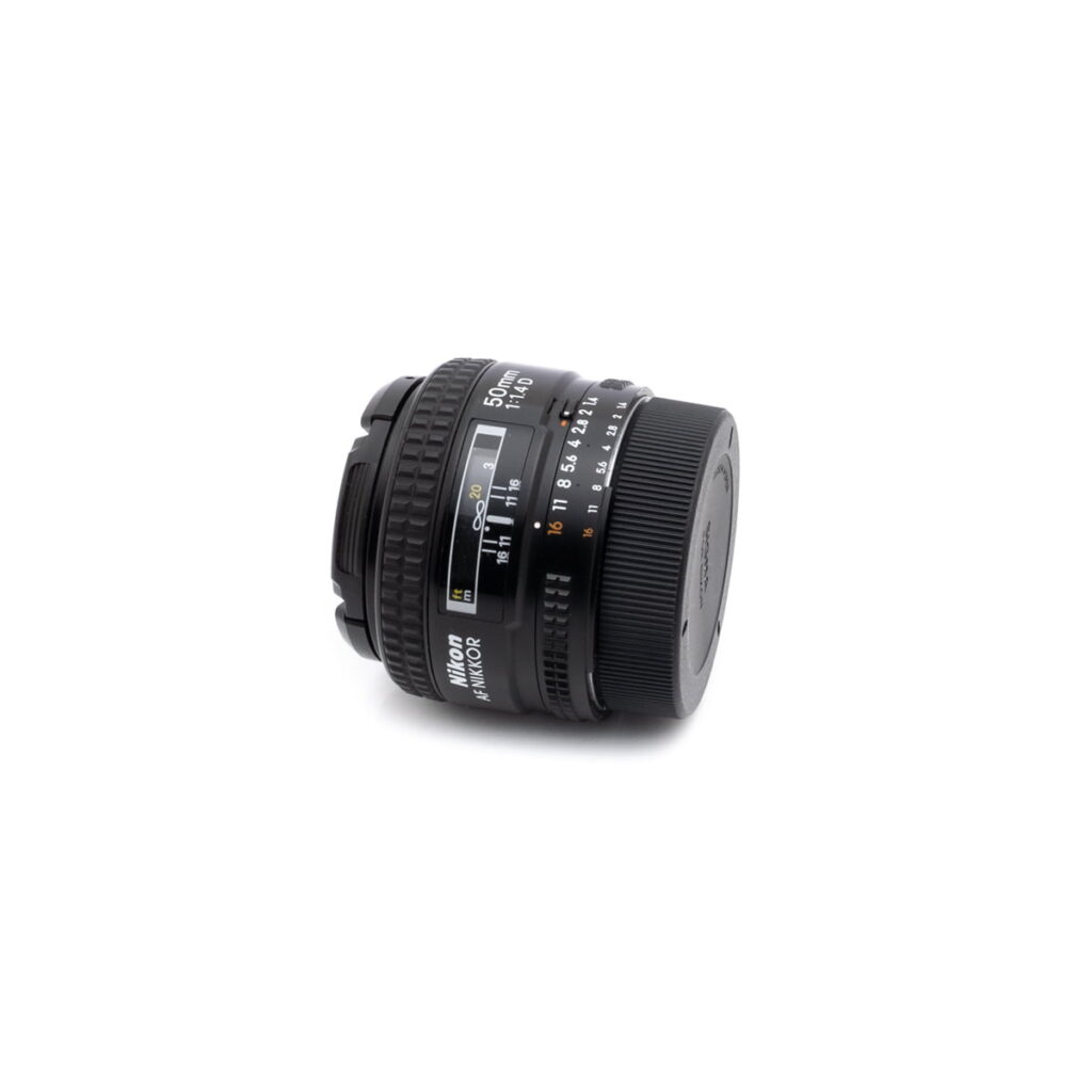 nikon_50 Nikon AF Nikkor 50mm f/1.4 D (sis.ALV24%) - Käytetty