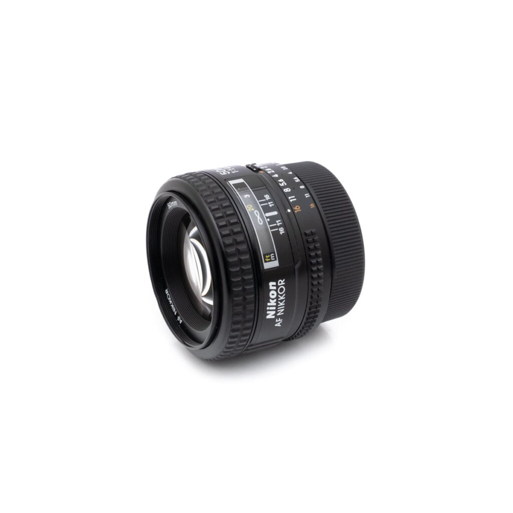 nikon_50-2 Nikon AF Nikkor 50mm f/1.4 D (sis.ALV24%) - Käytetty