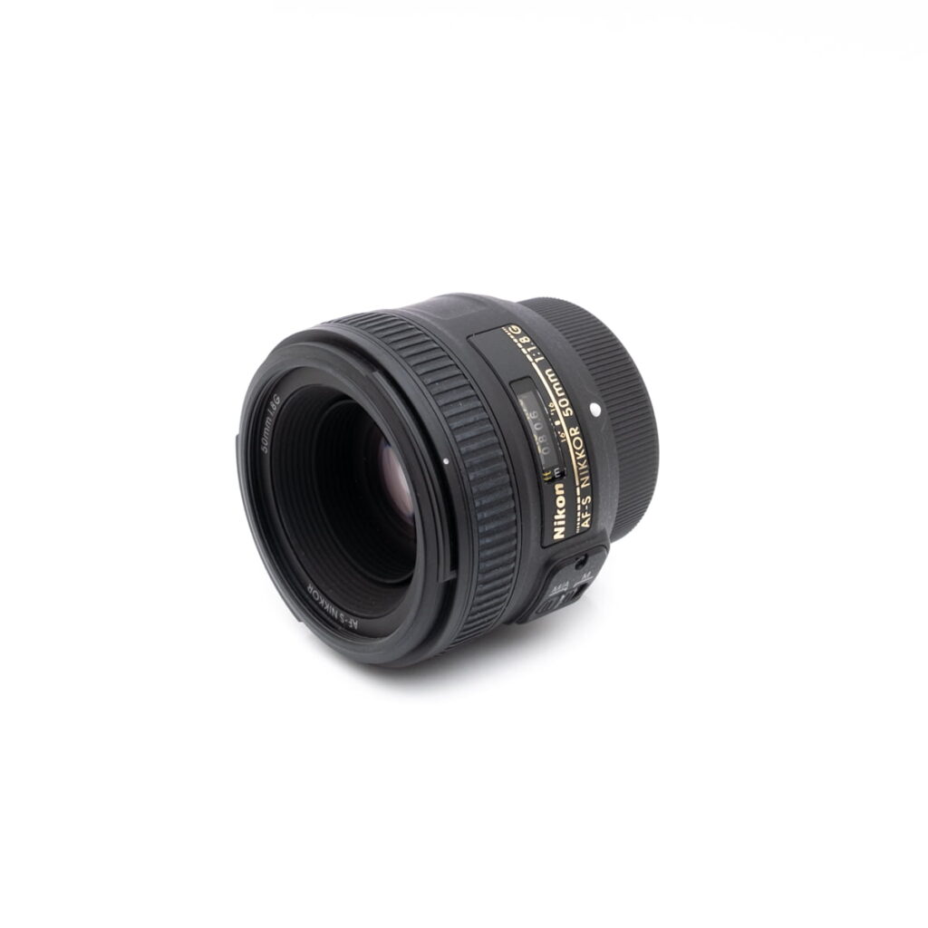 nikon_50-2 Nikon AF-S Nikkor 50mm f/1.8 G - Käytetty
