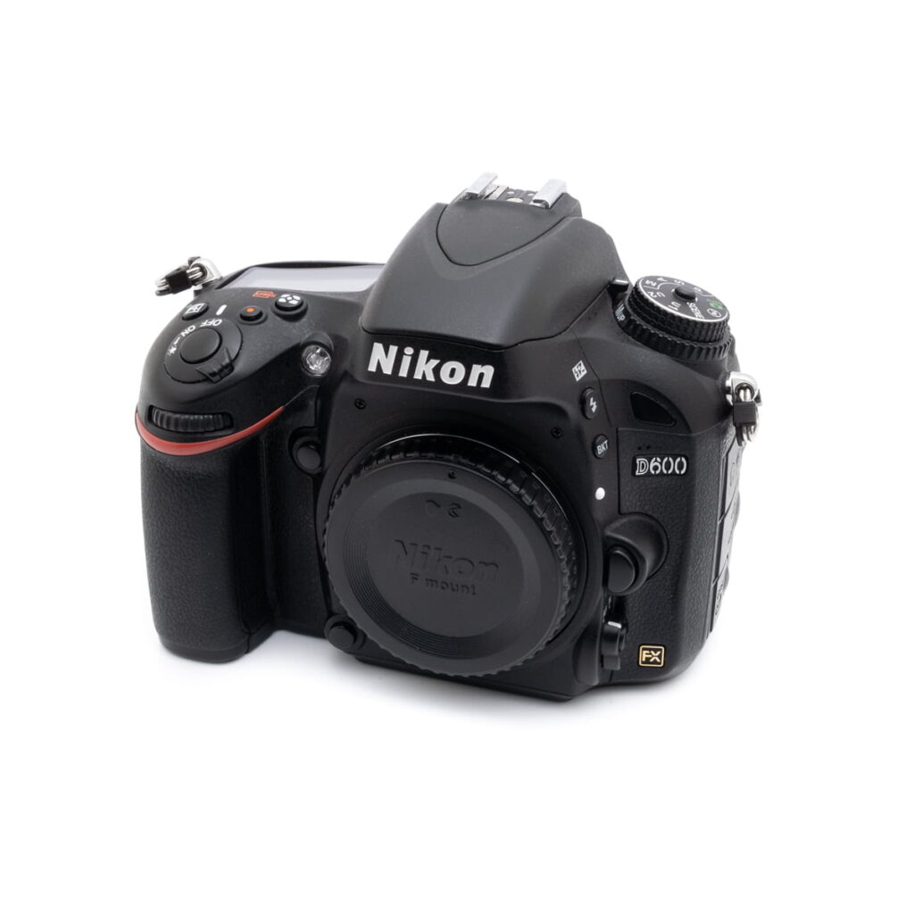 nikon_d600 Nikon D600 (SC 43000, sis.ALV24%) - Käytetty