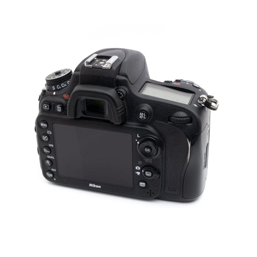 nikon_d600-2 Nikon D600 (SC 43000, sis.ALV24%) - Käytetty