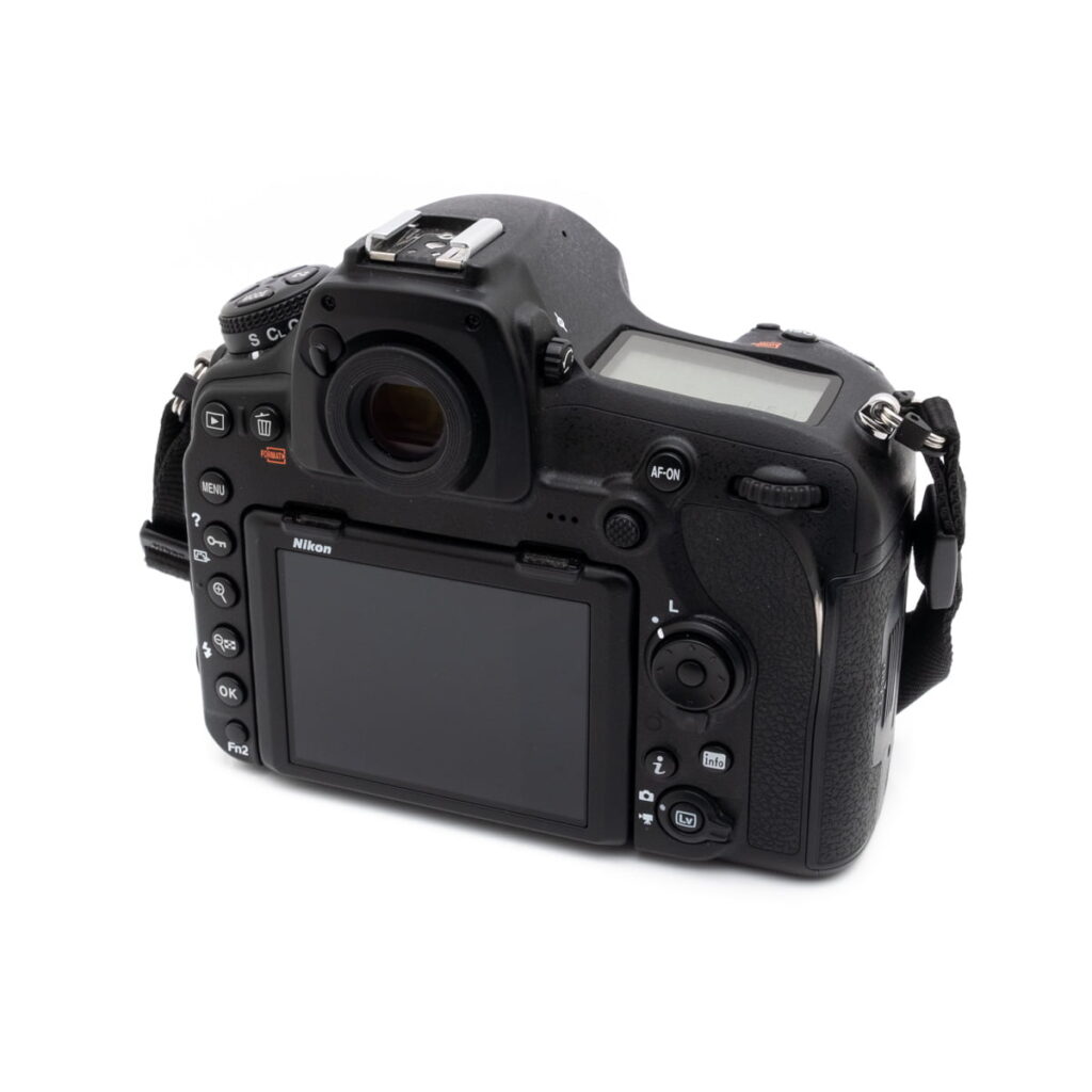 nikon_d850-2 Nikon D850 (SC 25000, sis.ALV24%) - Käytetty