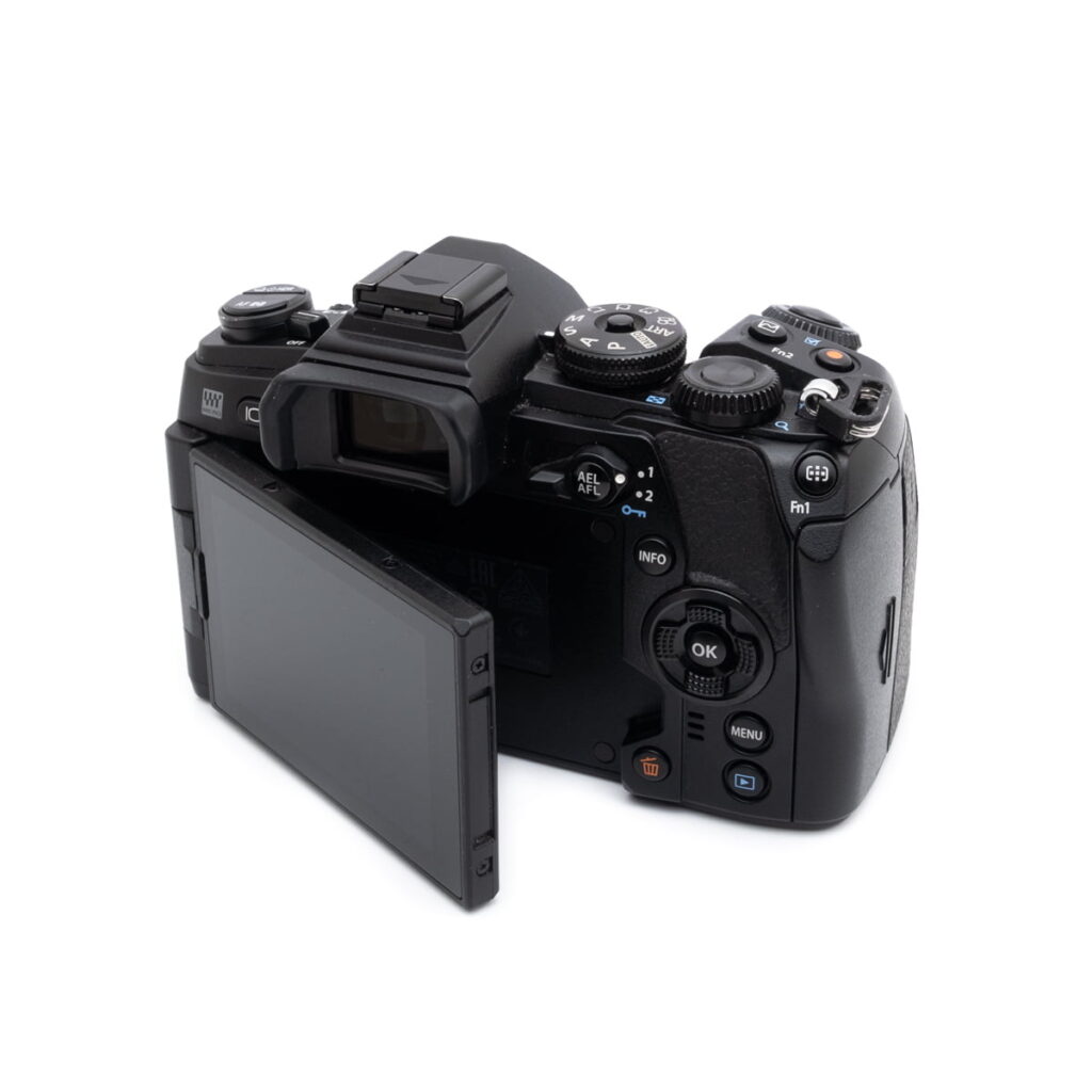 olympus_em1ii-3 Olympus OM-D E-M1 Mark II (SC 15400) - Käytetty