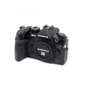 olympus_em1ii Olympus OM-D E-M1 Mark II (SC 16600)- Käytetty