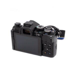 olympus_em5ii-2 Olympus OM-D E-M5 Mark III (SC 5500, Kunto K4.5) - Käytetty