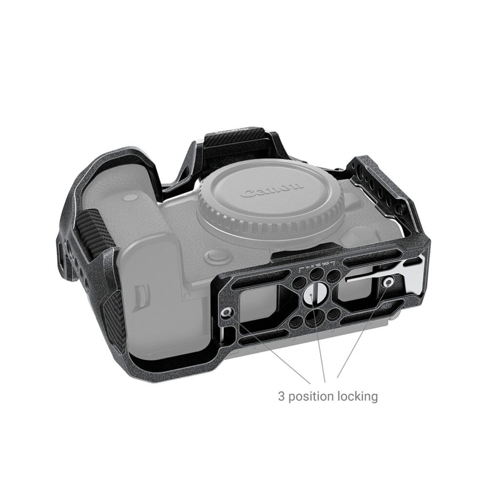 SmallRig_3233_EOS_R5_R6_Black_Mamba_Camera_Cage_003 SmallRig 3233 "Black Mamba" -kamerahäkki on kuvassa asennettu Canon EOS R5-, R5C- tai R6-rungon ympärille, ja häkin pohjassa on tarrat, jotka korostavat kolmea lukituspaikkaa.