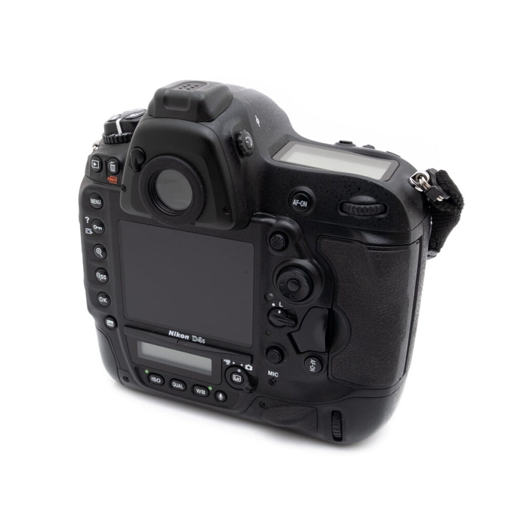 nikon_d4s-2 Nikon D4s (SC 23600) - Käytetty