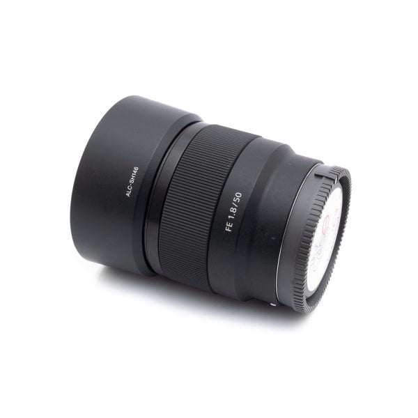 Sony FE 50mm f/1.8 (sis.ALV24%) – Käytetty Myydyt tuotteet 3