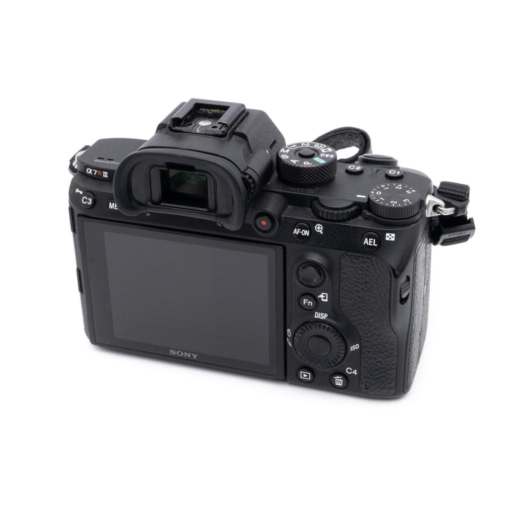 sony_a7riii-2 Sony A7R III (SC 50800, sis.ALV24%) – Käytetty