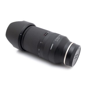Tamron 70-180mm f/2.8 Di III VXD Sony FE (Kunto K5) - Käytetty