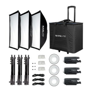 Nanlite_FS-150_LED_3_light_Kit_With_Stand_002 NANLITE FS-150 LED 3 Valon Kitti Jalustoilla sisältää kolme FS-150 LED-valoa, kolme valaisinjalustaa, softboxit, virtajohdot, kiinnitystarvikkeet ja suuren Nanlite-kantolaukun - kaiken studiokuvauksen valaistukseen tarvittavan.