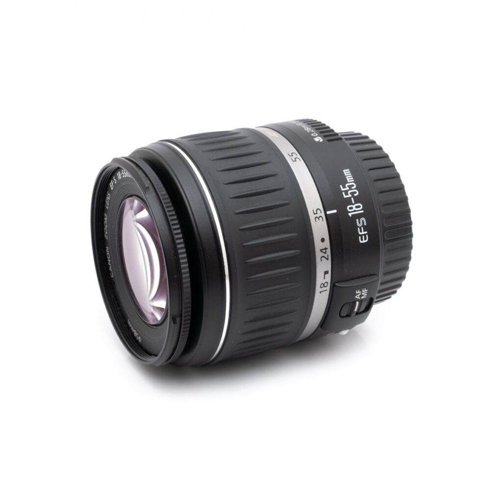 Canon EF-S 18-55mm f/3.5-5.6 II - Käytetty