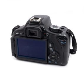 Canon EOS 600D (SC 18500)- Käytetty Käytetyt kamerat ja vaihtolaitteet 2