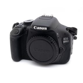 Canon EOS 600D (SC 18500)- Käytetty Käytetyt kamerat ja vaihtolaitteet