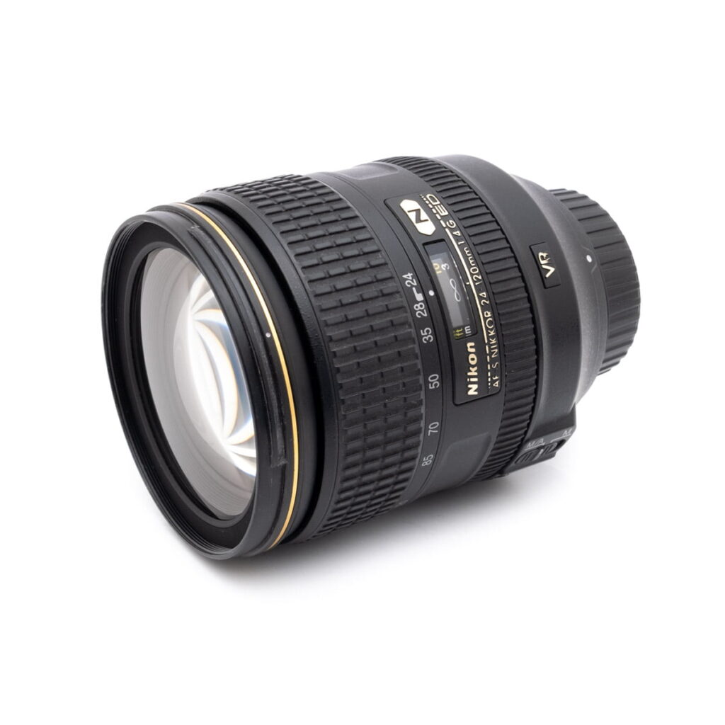 nikon_24-120-2 Nikon AF-S Nikkor 24-120mm f/4 G ED VR - Käytetty