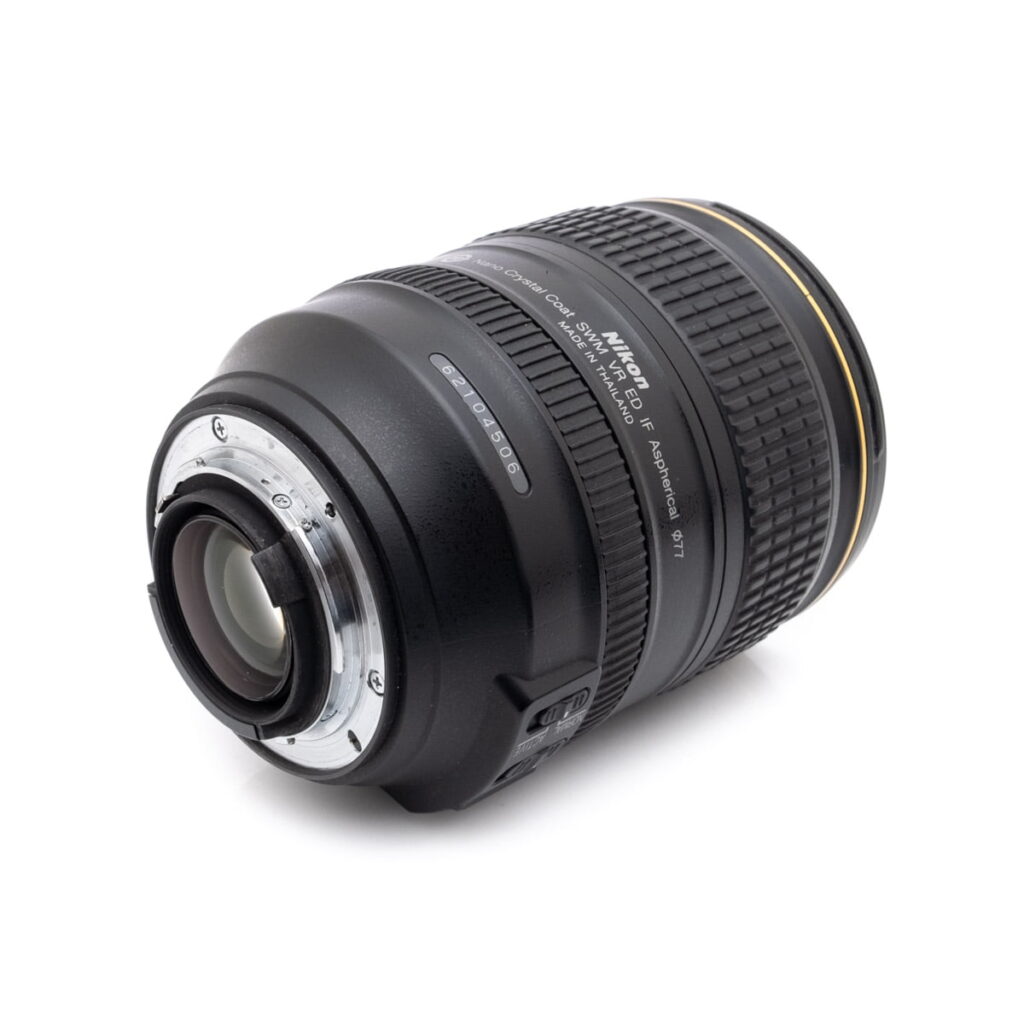 nikon_24-120-3 Nikon AF-S Nikkor 24-120mm f/4 G ED VR - Käytetty