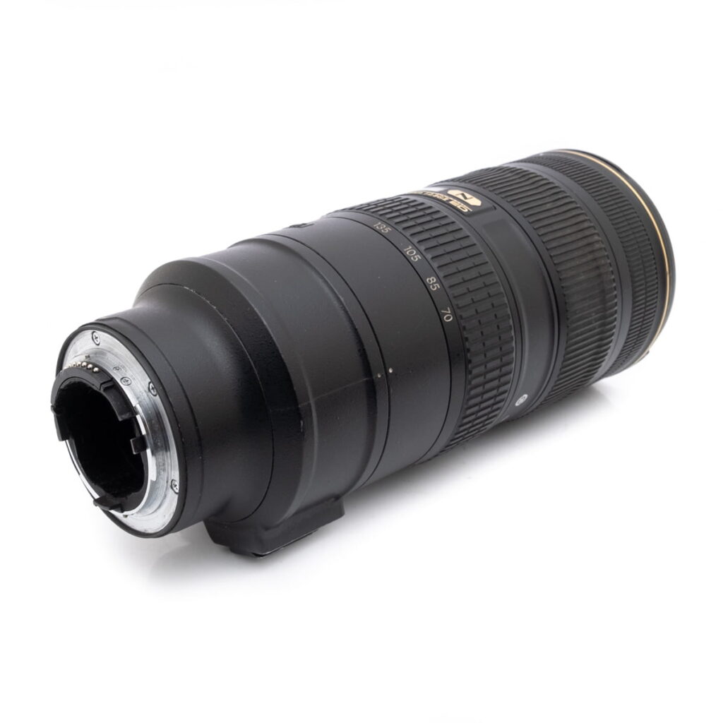 nikon_70-200-3 Nikon AF-S Nikkor 70-200mm f/2.8 G II ED VR - Käytetty