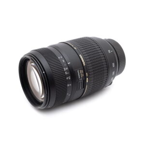 nikon_70-300-2 Tamron AF 70-300mm f/4-5.6 Di LD MACRO Nikon - Käytetty