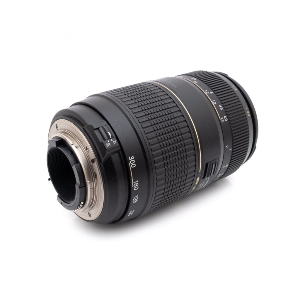 nikon_70-300-3 Tamron AF 70-300mm f/4-5.6 Di LD MACRO Nikon - Käytetty