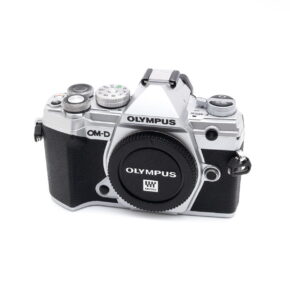 olympus_em5iii Olympus OM-D E-M5 Mark III (SC 22500) - Käytetty