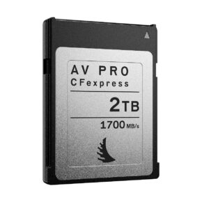 ANGELBIRD AV PRO MK2 Type B CFexpress 2TB -muistikortti, hopeanvärinen ja musta, nopeus 1700 MB/s, seisoo pystyssä valkoista taustaa vasten.