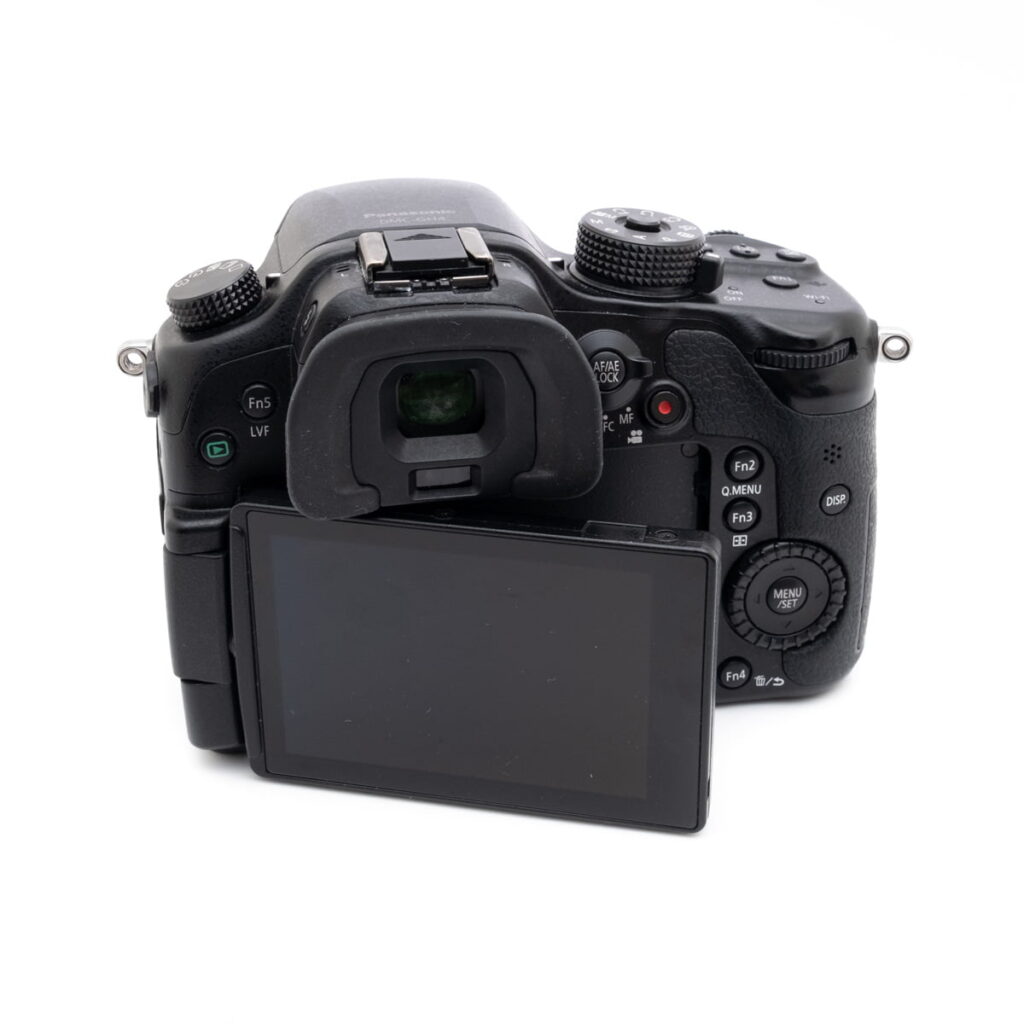 lumix_gh4-5 Panasonic Lumix GH4 (SC 14000)- Käytetty
