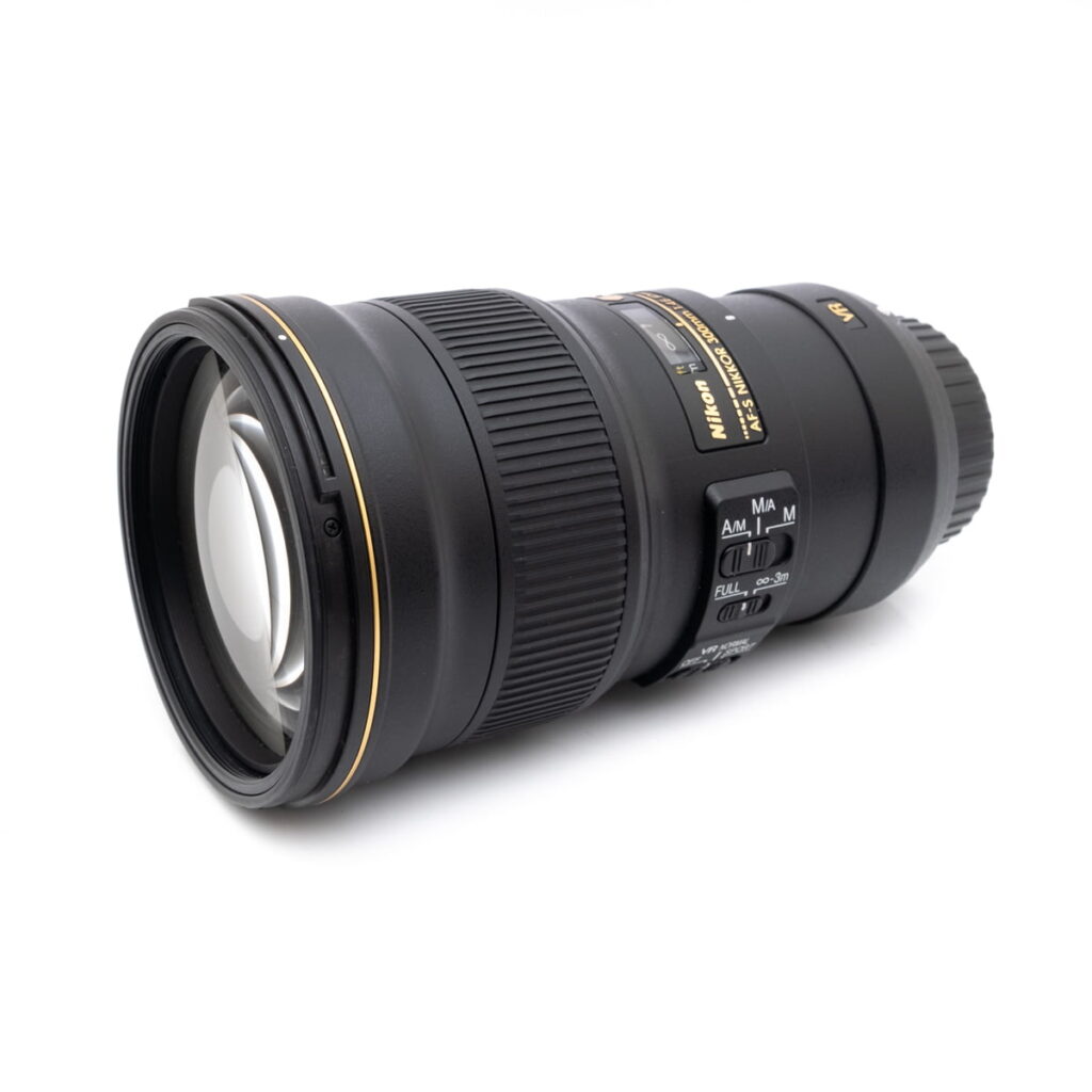 nikon_300-2 Nikon AF-S Nikkor 300mm f/4 E PF ED VR - Käytetty