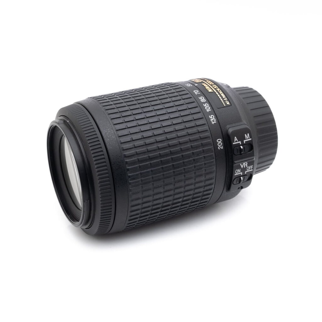 nikon_55-200-2 Nikon AF-S DX Nikkor 55-200mm f/4 - 5.6 G ED VR - Käytetty