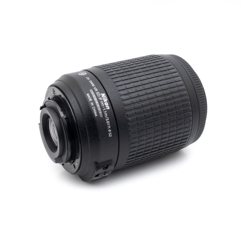 nikon_55-200-3 Nikon AF-S DX Nikkor 55-200mm f/4 - 5.6 G ED VR - Käytetty