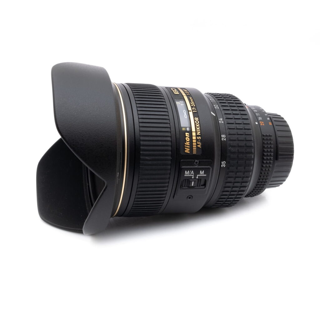 nikon_17-35 Nikon AF-S Nikkor 17-35mm f/2.8 D - Käytetty