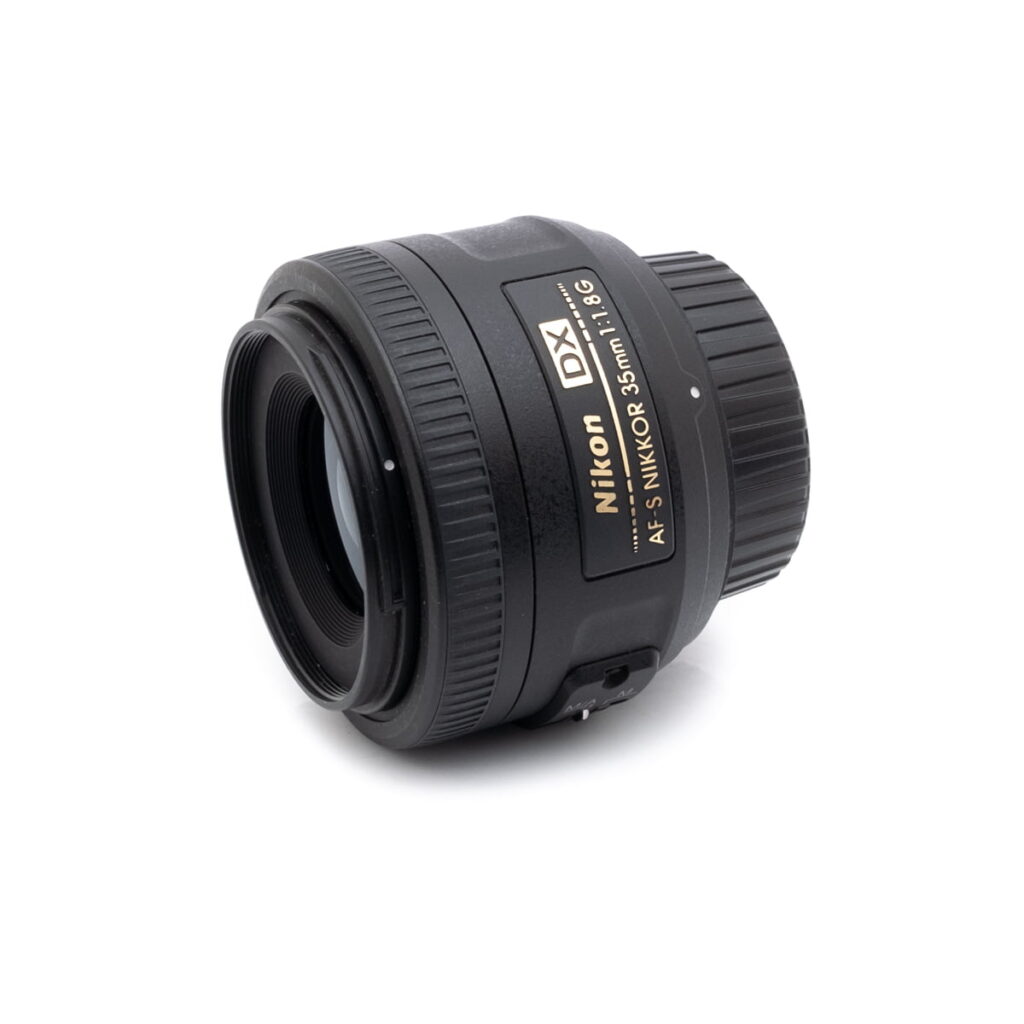 nikon_35-2 Nikon AF-S Nikkor 35mm f/1.8 G DX - Käytetty
