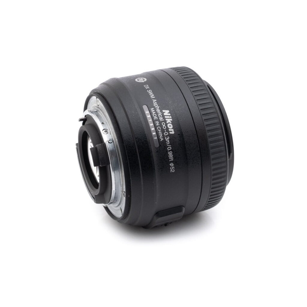 nikon_35-3 Nikon AF-S Nikkor 35mm f/1.8 G DX - Käytetty