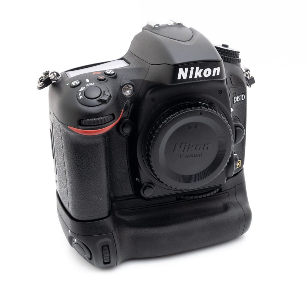 nikon_d610-2 Nikon D610 + akkukahva (SC 45500) - Käytetty