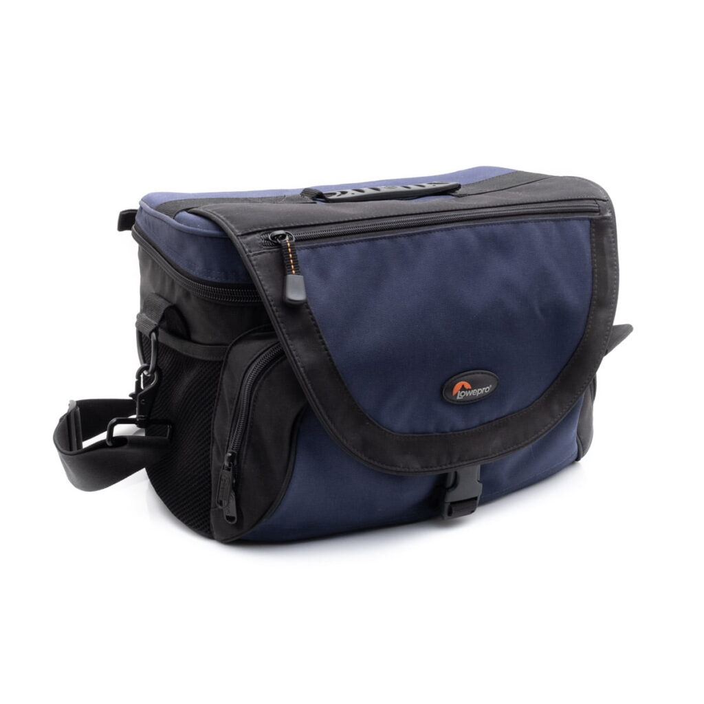 lowepro_nova Lowepro Nova 5 AW kameralaukku - Käytetty